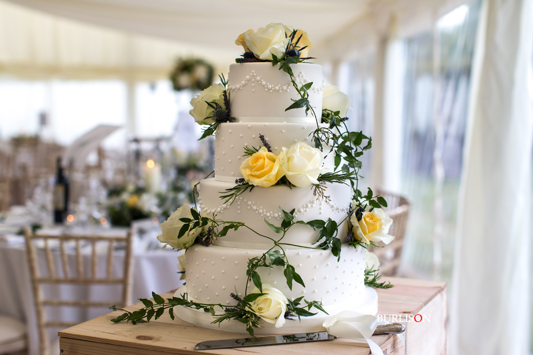 Final Touch Cake